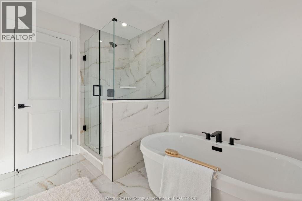 2466 Partington Avenue, Windsor, Ontario  N9E 0A9 - Photo 24 - 26009010