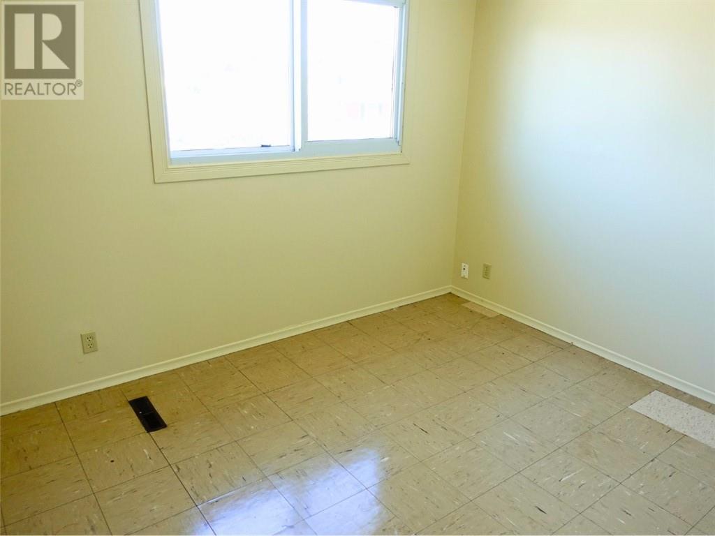 142-146 Gaudette Street, Chelmsford, Ontario  P0M 1L0 - Photo 7 - 2127182