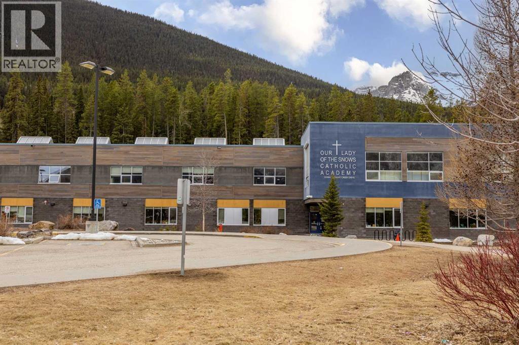 603, 102 Stewart Creek Rise, Canmore, Alberta  T1W 0K6 - Photo 49 - A2301466