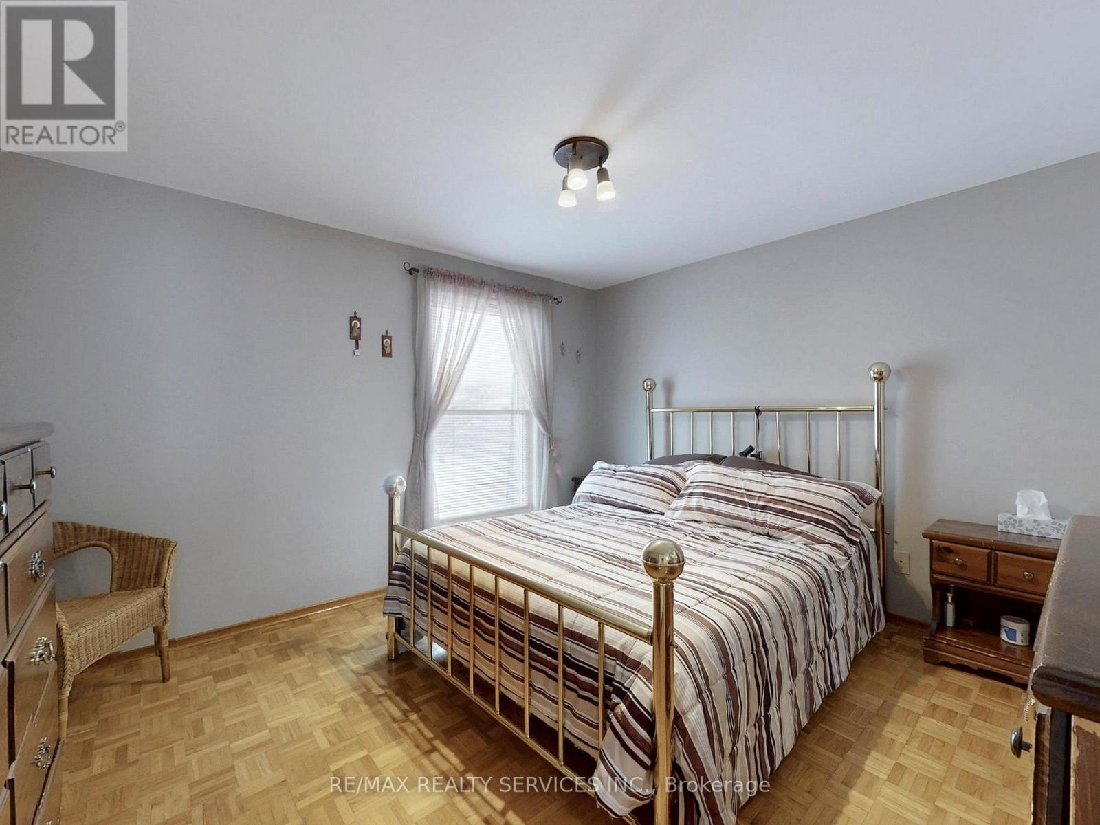 16 Grassington Crescent, Brampton, Ontario  L6S 1Z6 - Photo 27 - W12886772