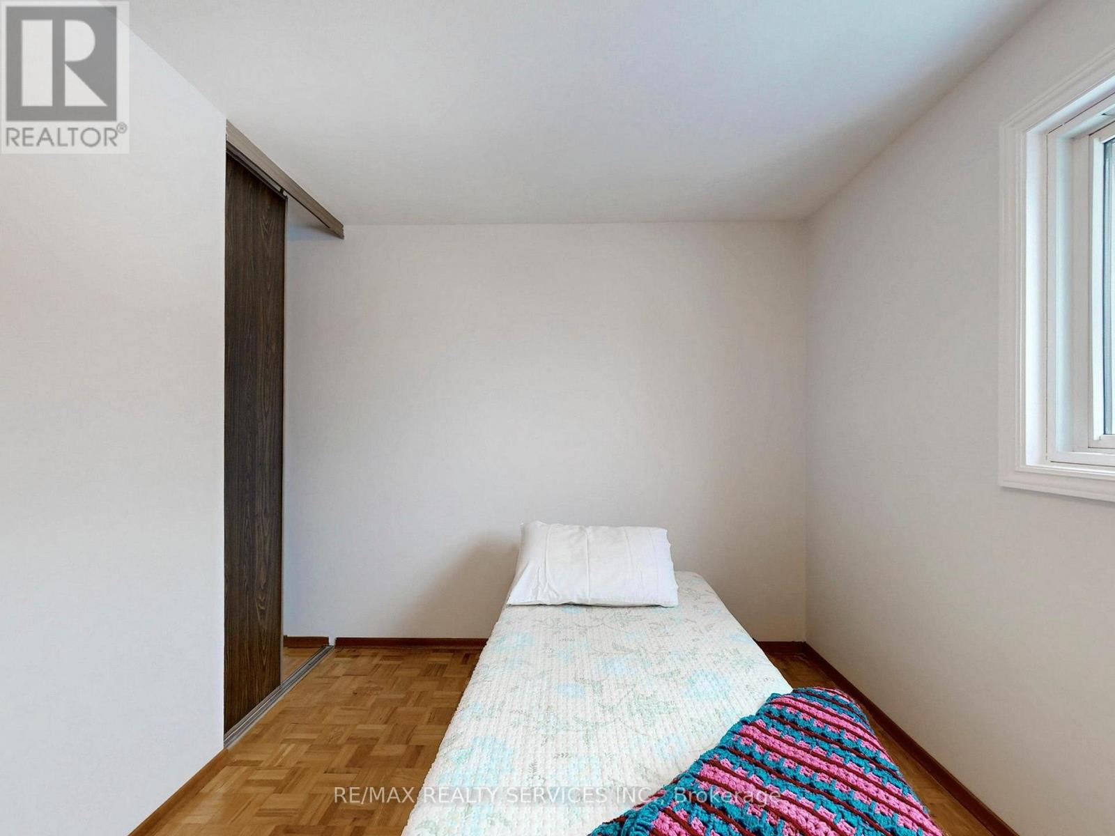 16 Grassington Crescent, Brampton, Ontario  L6S 1Z6 - Photo 30 - W12886772