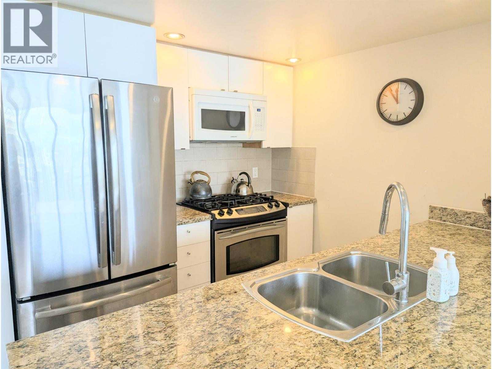 1305 9188 Hemlock Drive, Richmond, British Columbia  V6Y 4J7 - Photo 6 - R3115012