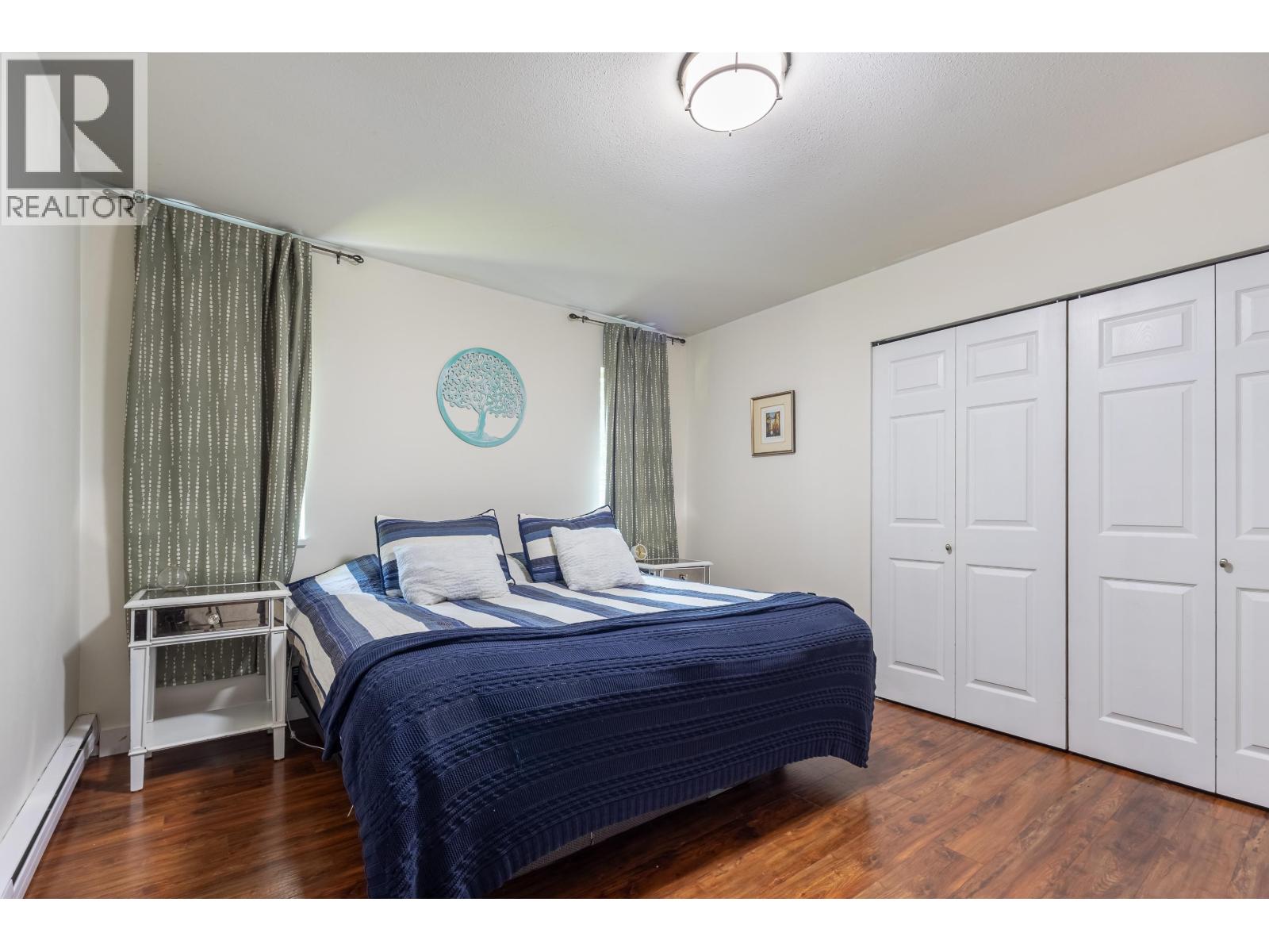 1 5706 Ebbtide Street, Sechelt, British Columbia  V7Z 0J4 - Photo 16 - R3115016