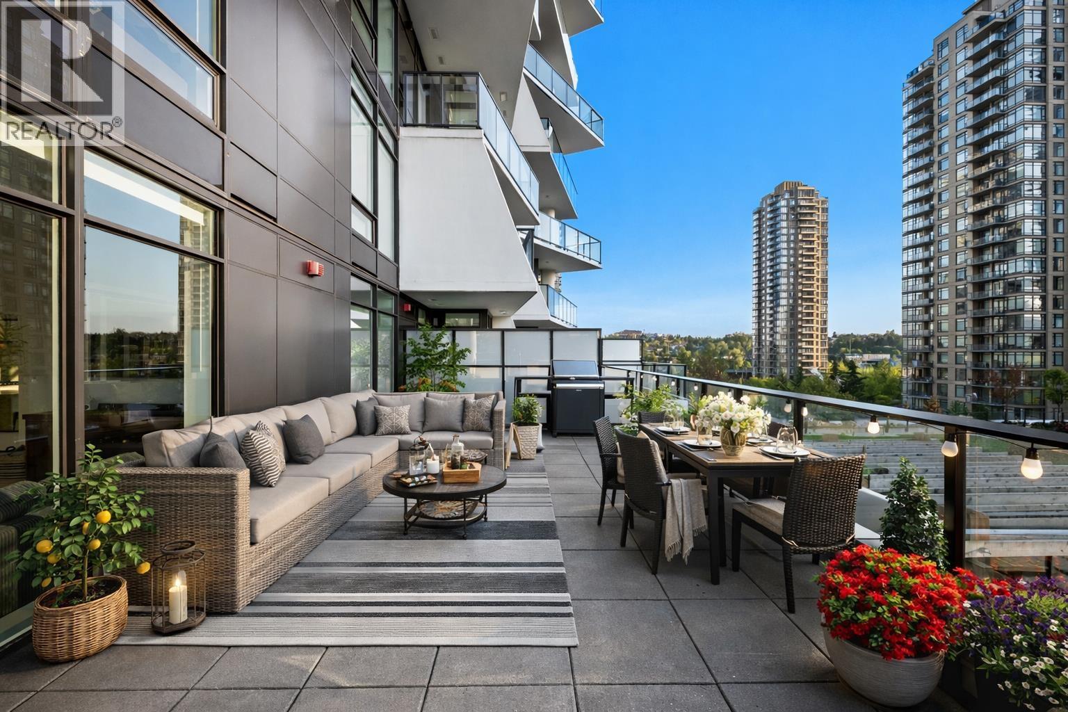 504 2181 Madison Avenue, Burnaby, British Columbia  V5C 0N4 - Photo 1 - R3115029