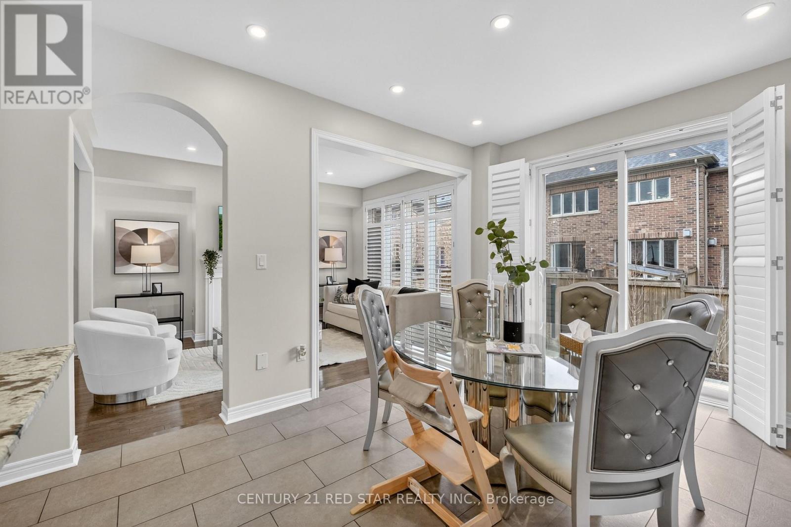 2416 Village Common, Oakville, Ontario  L6M 0S2 - Photo 21 - W12983094