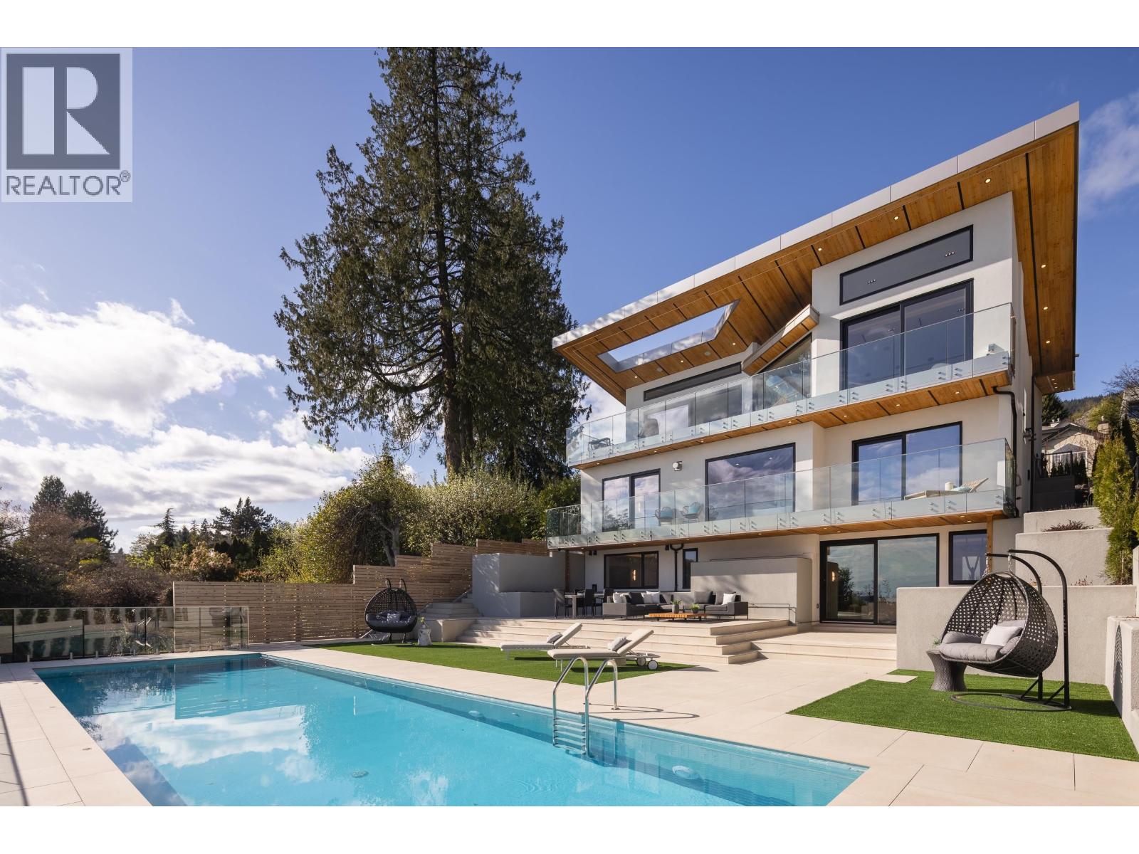 2356 Ottawa Avenue, West Vancouver, British Columbia  V7V 2S9 - Photo 2 - R3115002