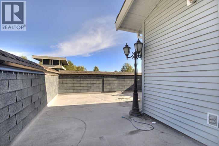 7 7488 Southwynde Avenue, Burnaby, British Columbia  V3N 5C6 - Photo 26 - R3115007