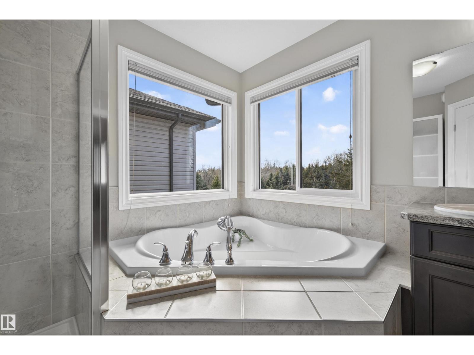 3353 Hilton Cr Nw, Edmonton, Alberta  T6M 0N5 - Photo 26 - E4483700