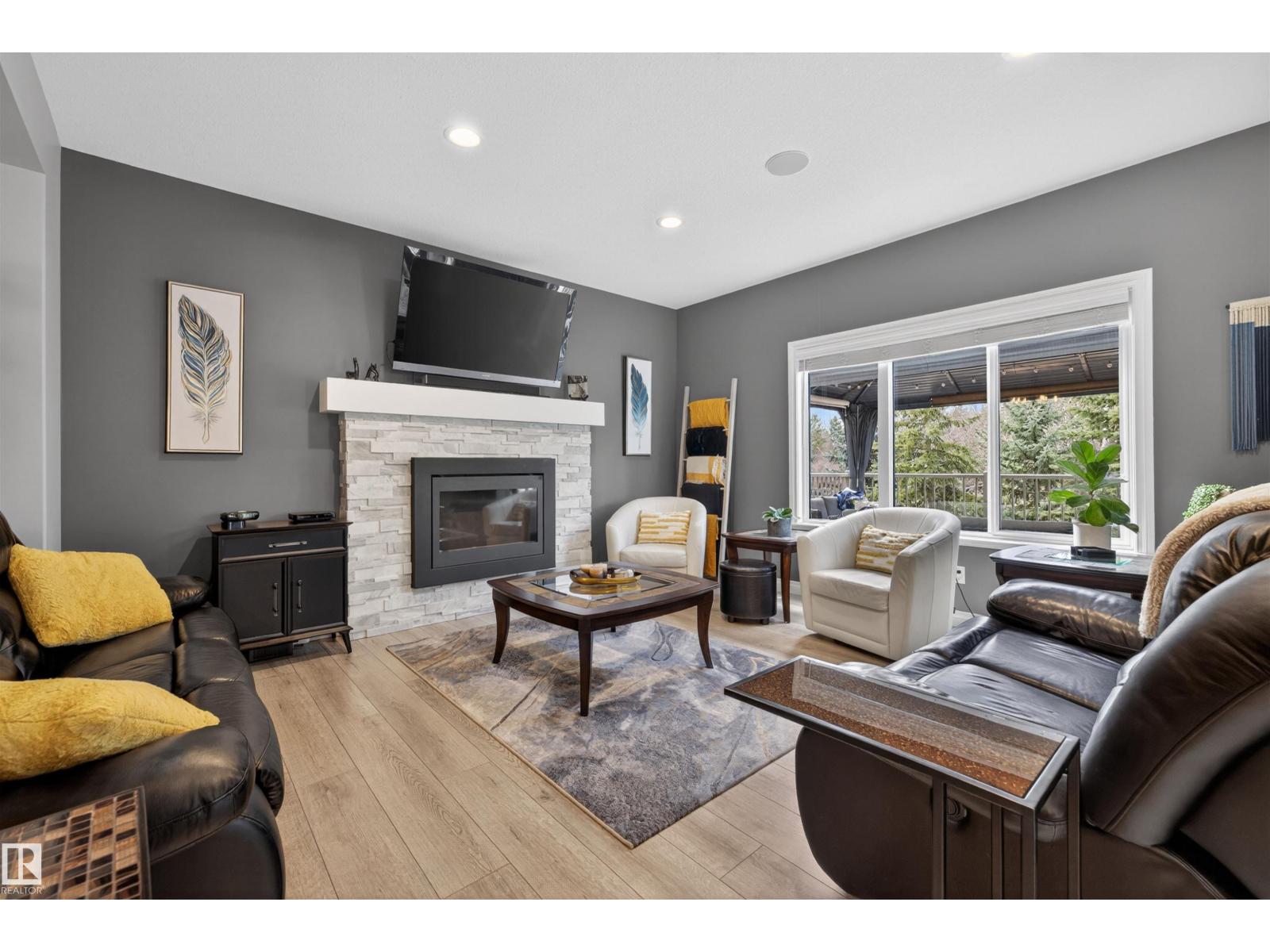 3353 Hilton Cr Nw, Edmonton, Alberta  T6M 0N5 - Photo 9 - E4483700