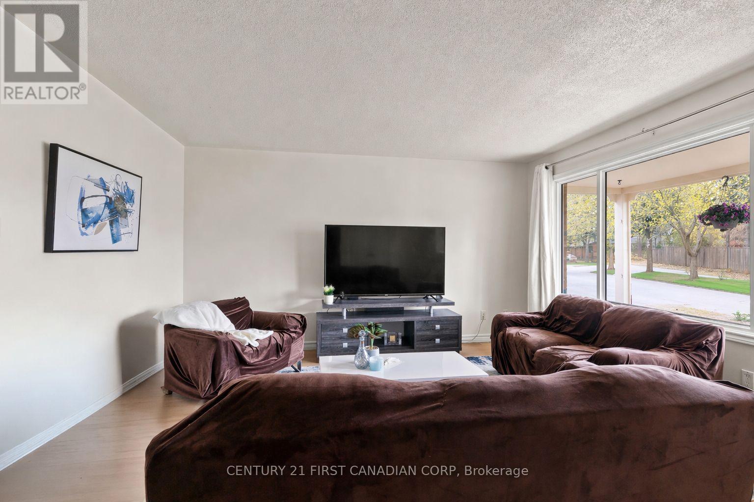 122 Garland Lane, London East, Ontario  N5V 3K8 - Photo 10 - X13034876