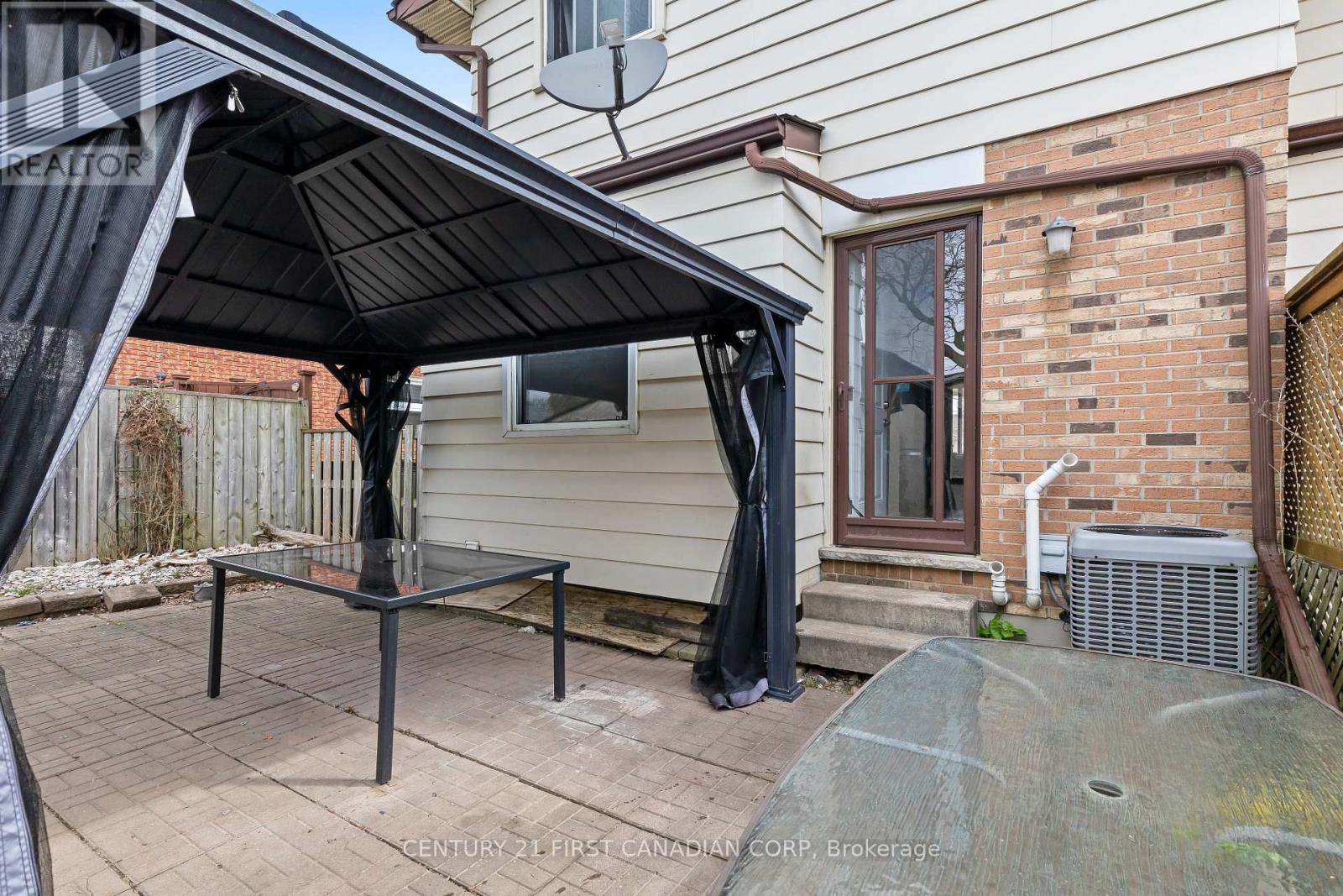 122 Garland Lane, London East, Ontario  N5V 3K8 - Photo 37 - X13034876