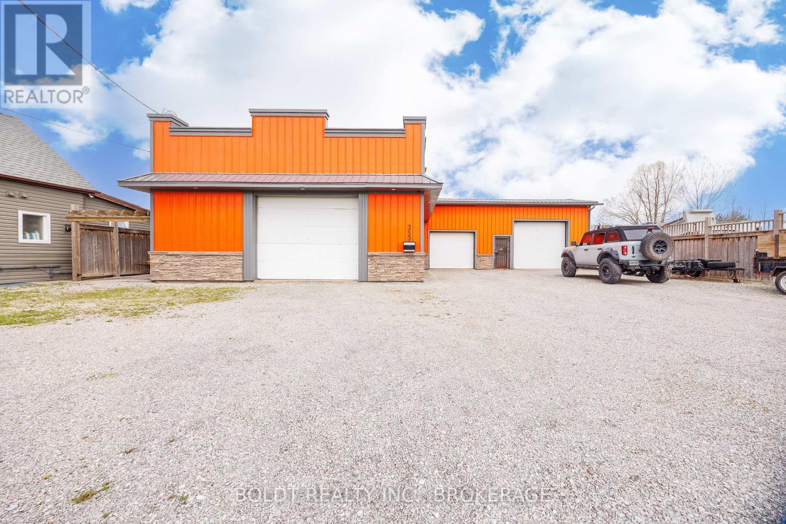 353 DAIN AVENUE, Welland, Ontario