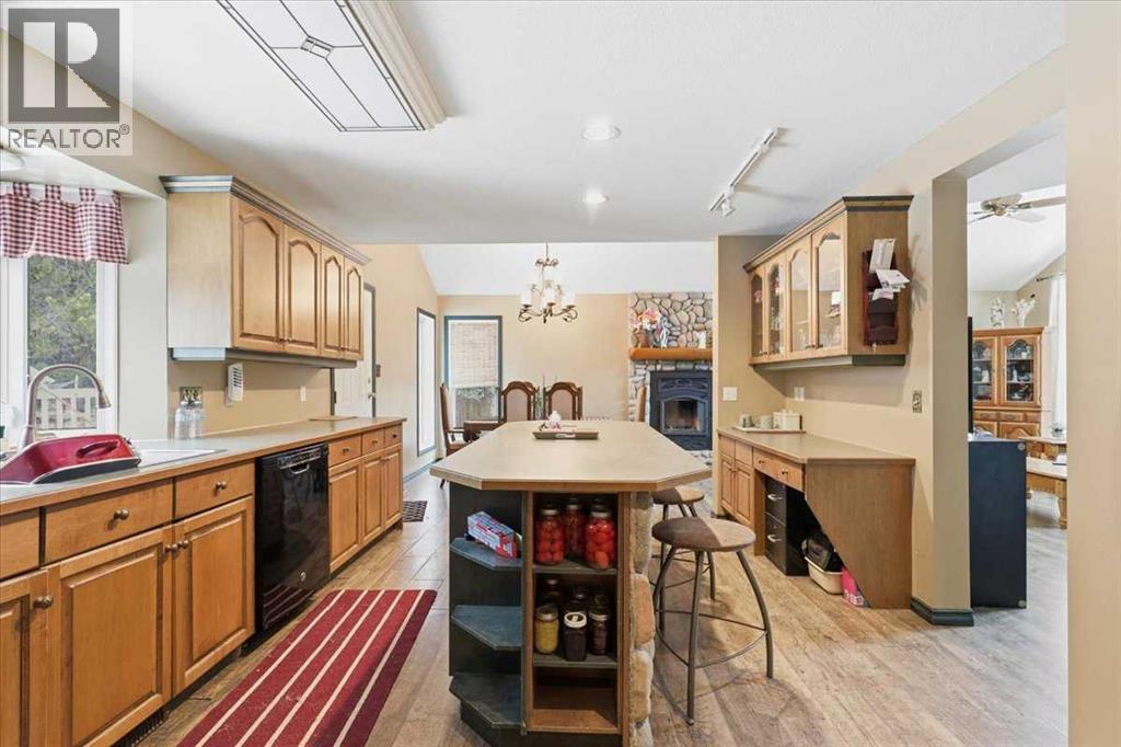 B20 Golden Crescent, Golden Days, Alberta  T0C 2C0 - Photo 9 - A2295721