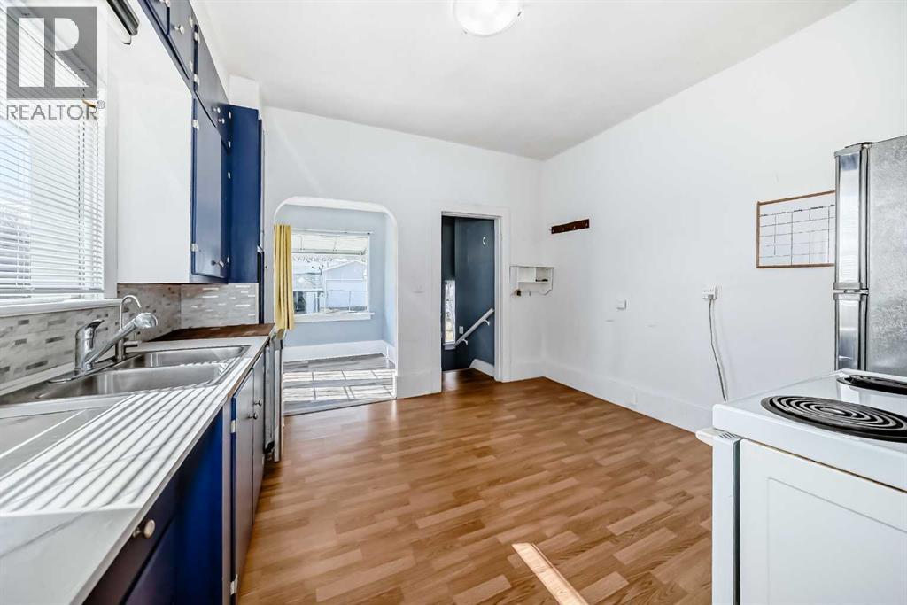 5017 54 Ave, Ponoka, Alberta  T4J 1H2 - Photo 7 - A2302226