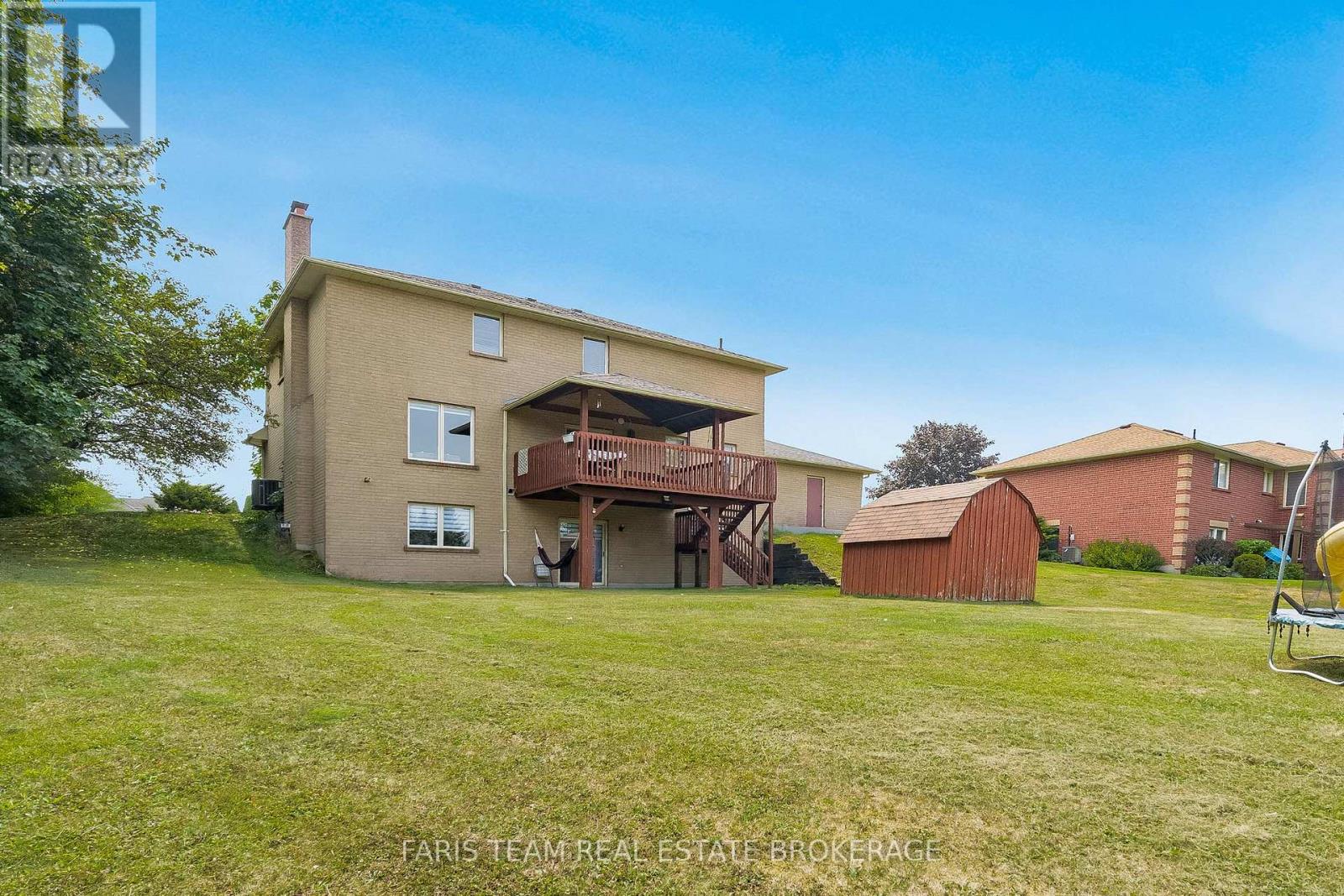 7 Golfview Boulevard, Bradford West Gwillimbury, Ontario  L3Z 2A6 - Photo 42 - N12768692