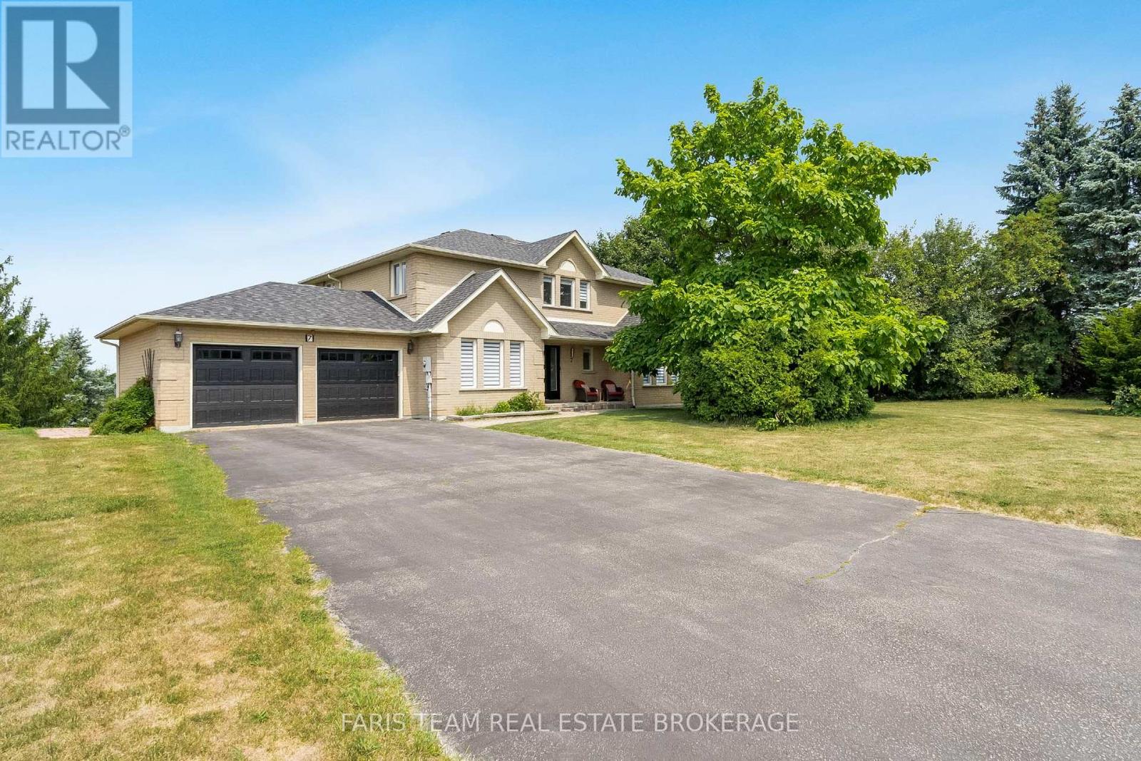 7 Golfview Boulevard, Bradford West Gwillimbury, Ontario  L3Z 2A6 - Photo 3 - N12768692