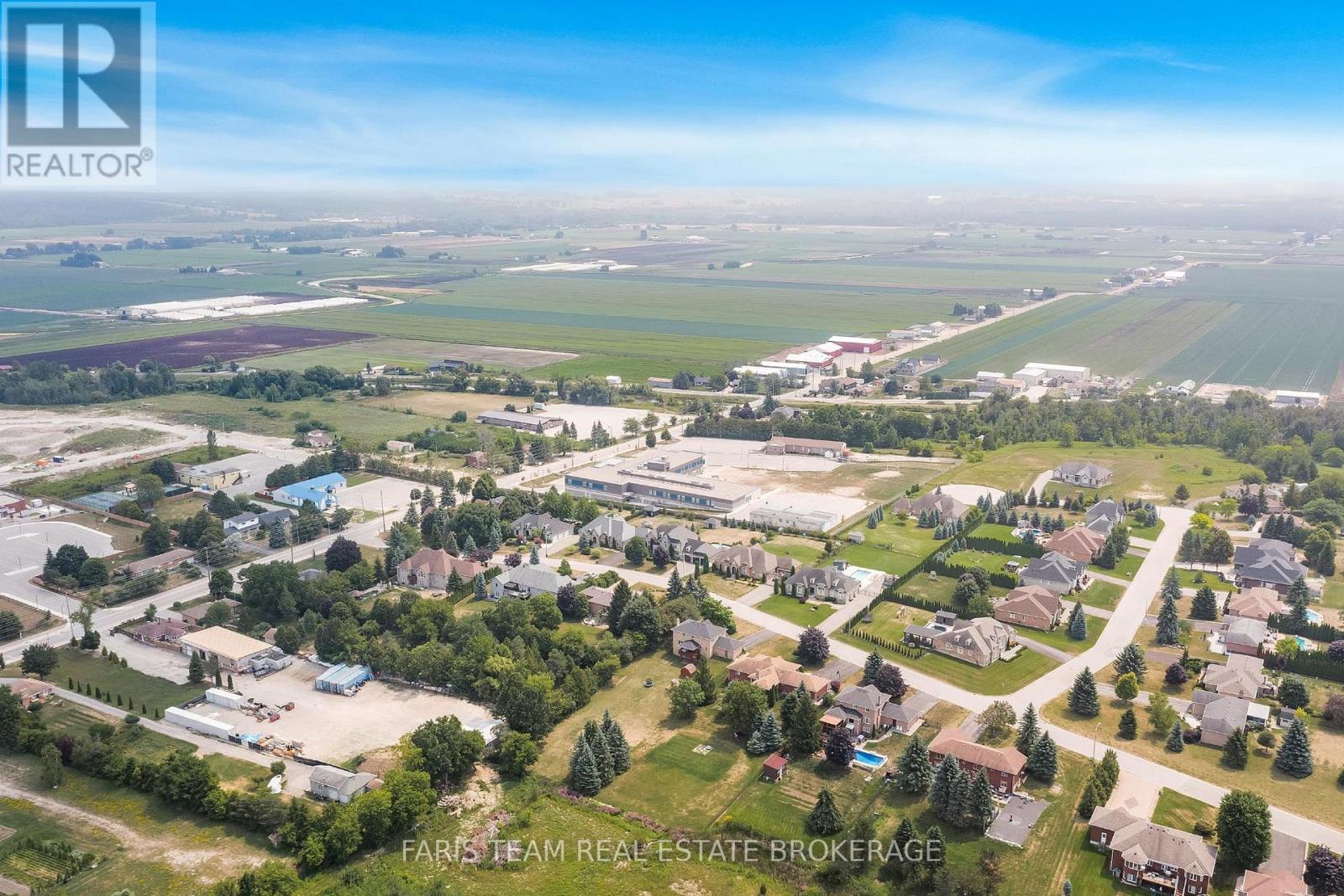 7 Golfview Boulevard, Bradford West Gwillimbury, Ontario  L3Z 2A6 - Photo 47 - N12768692