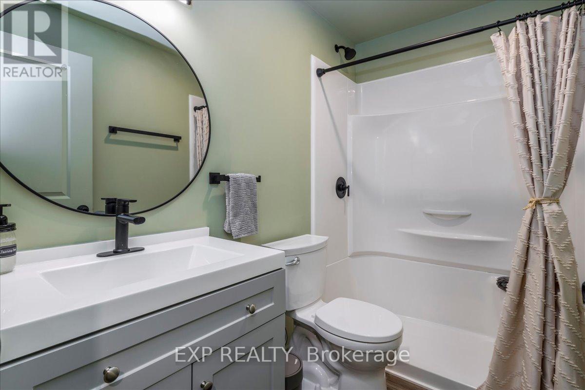 51 Hunter Avenue, Tay, Ontario  L0K 2A0 - Photo 26 - S12975932