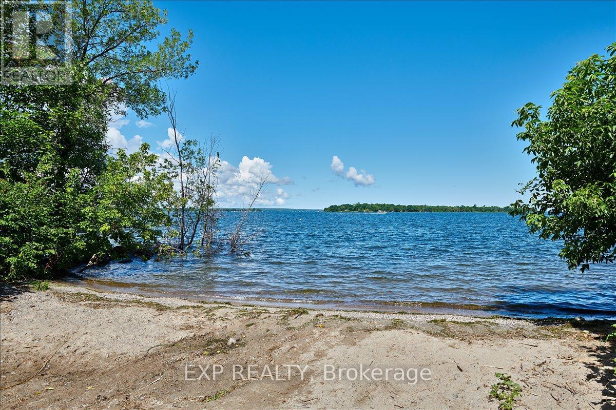 51 Hunter Avenue, Tay, Ontario  L0K 2A0 - Photo 48 - S12975932