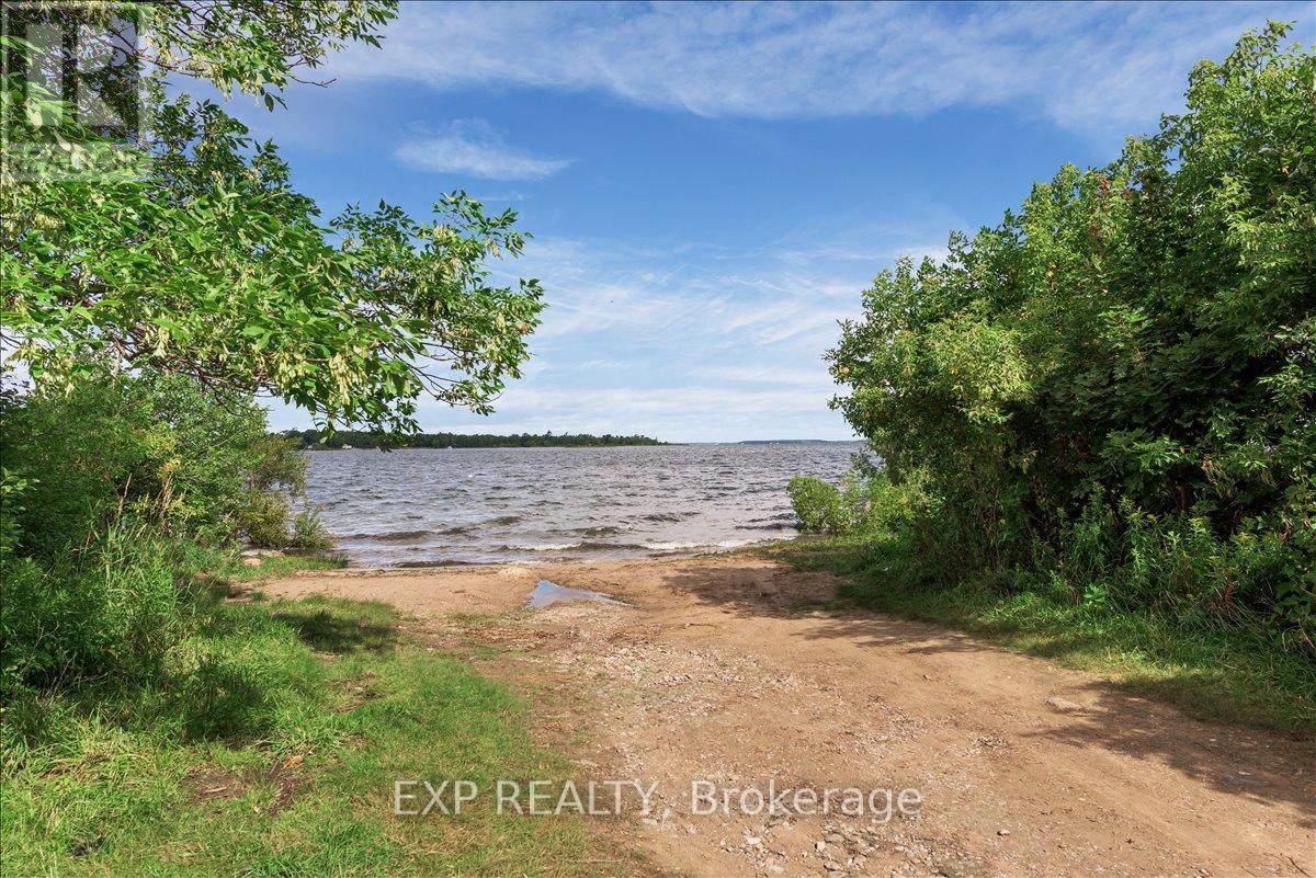 51 Hunter Avenue, Tay, Ontario  L0K 2A0 - Photo 49 - S12975932