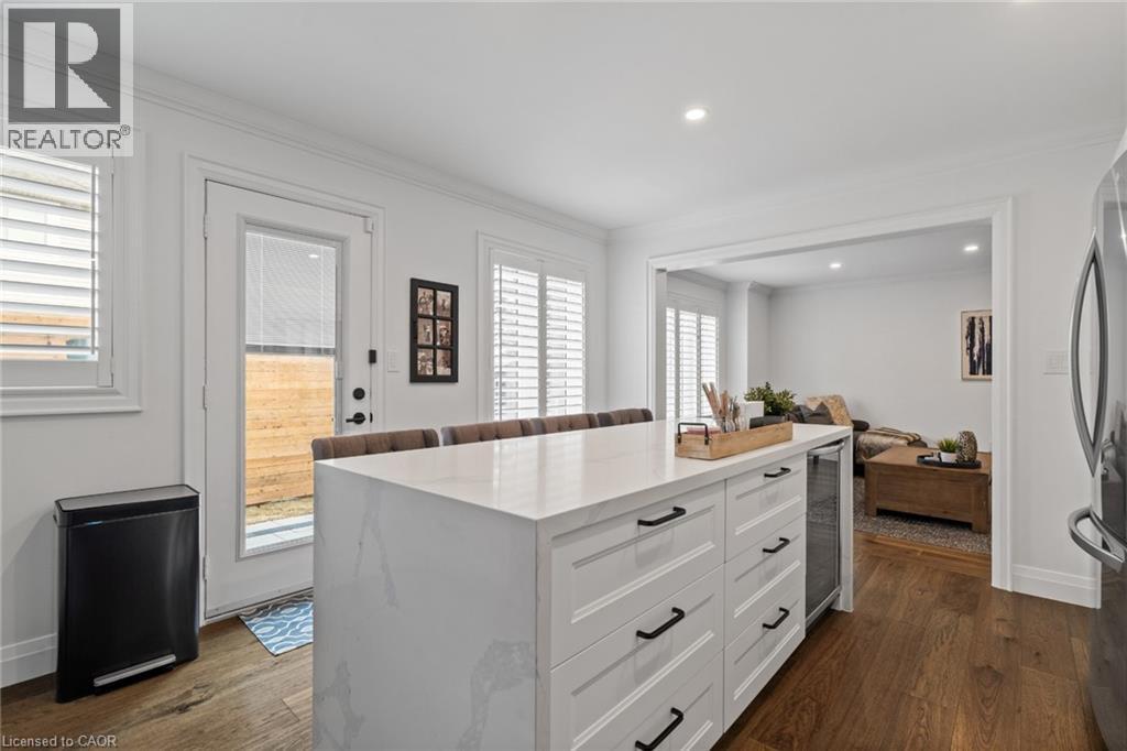 5609 Thorn Lane, Burlington, Ontario  L7L 6T5 - Photo 17 - 40809427