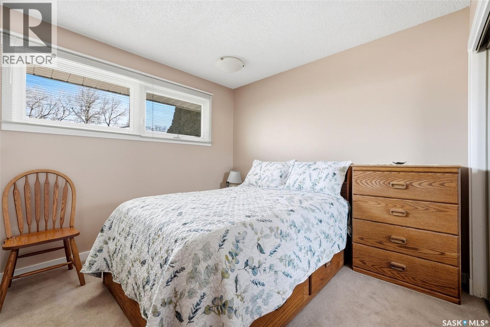 4027 Elphinstone Street, Regina, Saskatchewan  S4S 3L1 - Photo 11 - SK033640