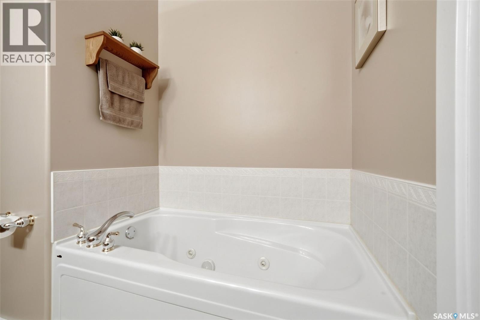 4027 Elphinstone Street, Regina, Saskatchewan  S4S 3L1 - Photo 18 - SK033640