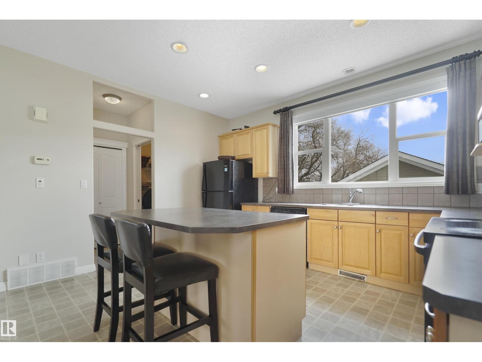 103 Griesbach Rd Nw, Edmonton, Alberta  T5E 6L8 - Photo 5 - E4483706