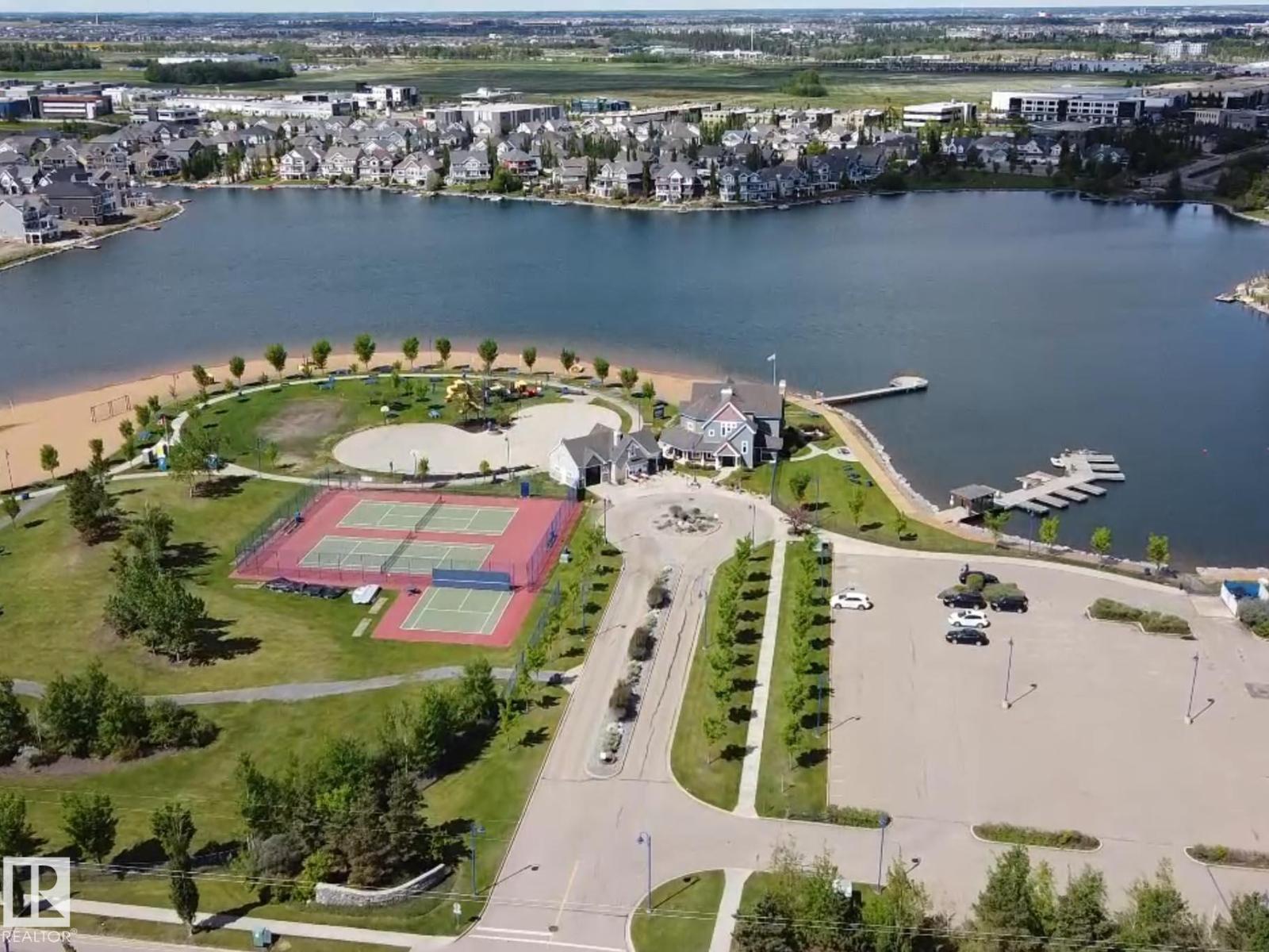 7912 10 Av Sw, Edmonton, Alberta  T6X 1E7 - Photo 2 - E4483707