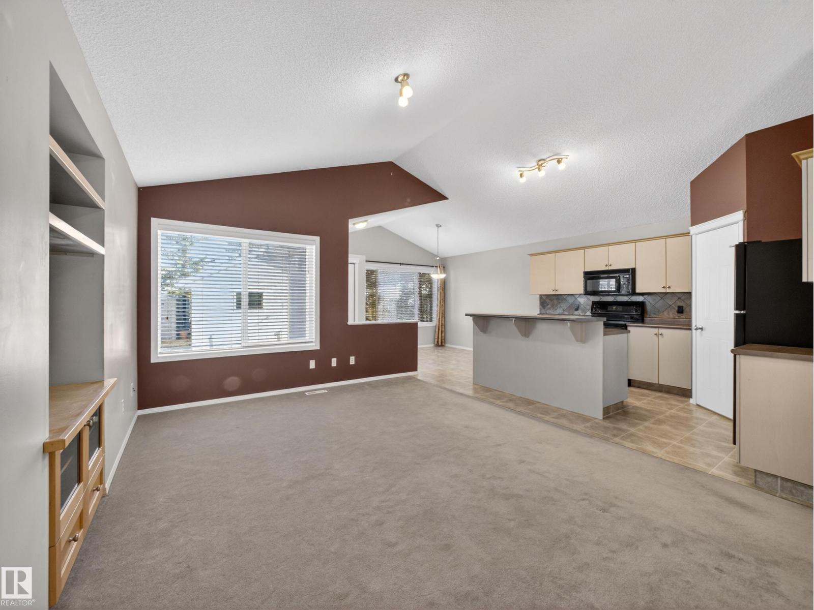 7912 10 Av Sw, Edmonton, Alberta  T6X 1E7 - Photo 5 - E4483707
