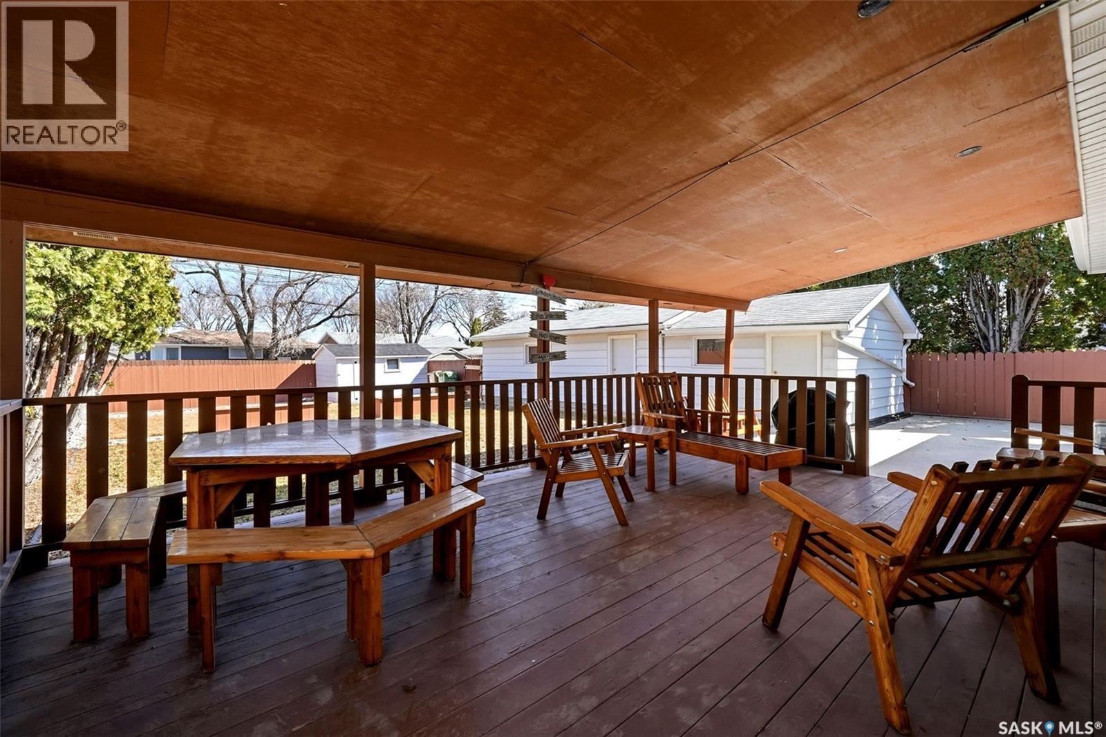 4027 Elphinstone Street, Regina, Saskatchewan  S4S 3L1 - Photo 31 - SK033640