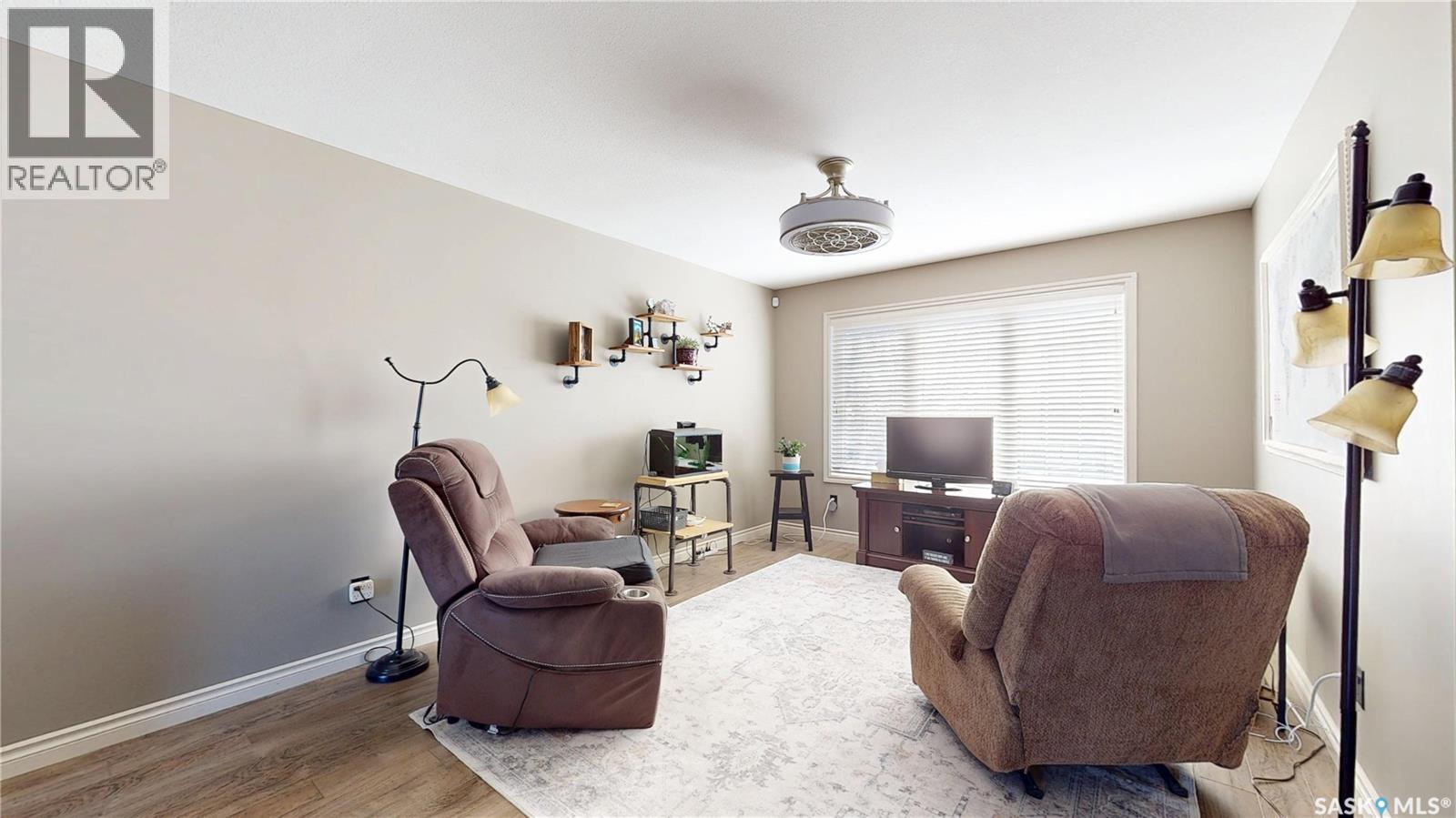 5454 Mitchinson Way, Regina, Saskatchewan  S4W 0E7 - Photo 4 - SK033638