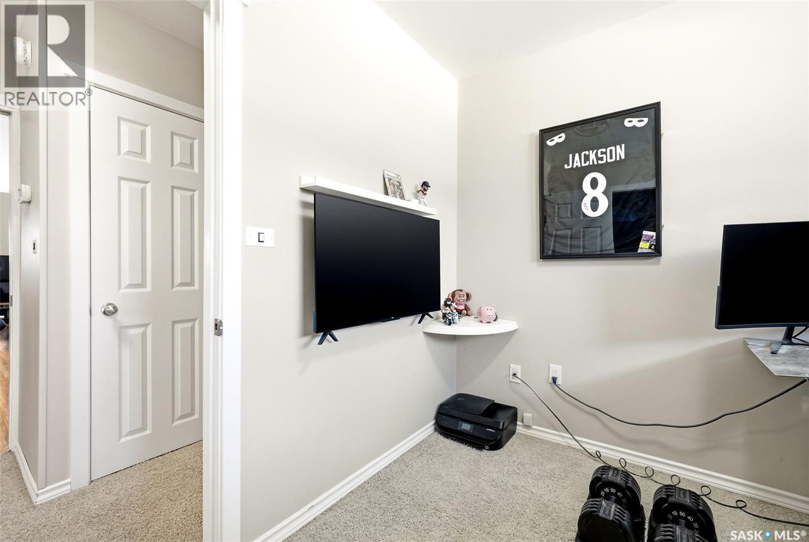 3013 Grant Road, Regina, Saskatchewan  S4S 5G6 - Photo 24 - SK033552