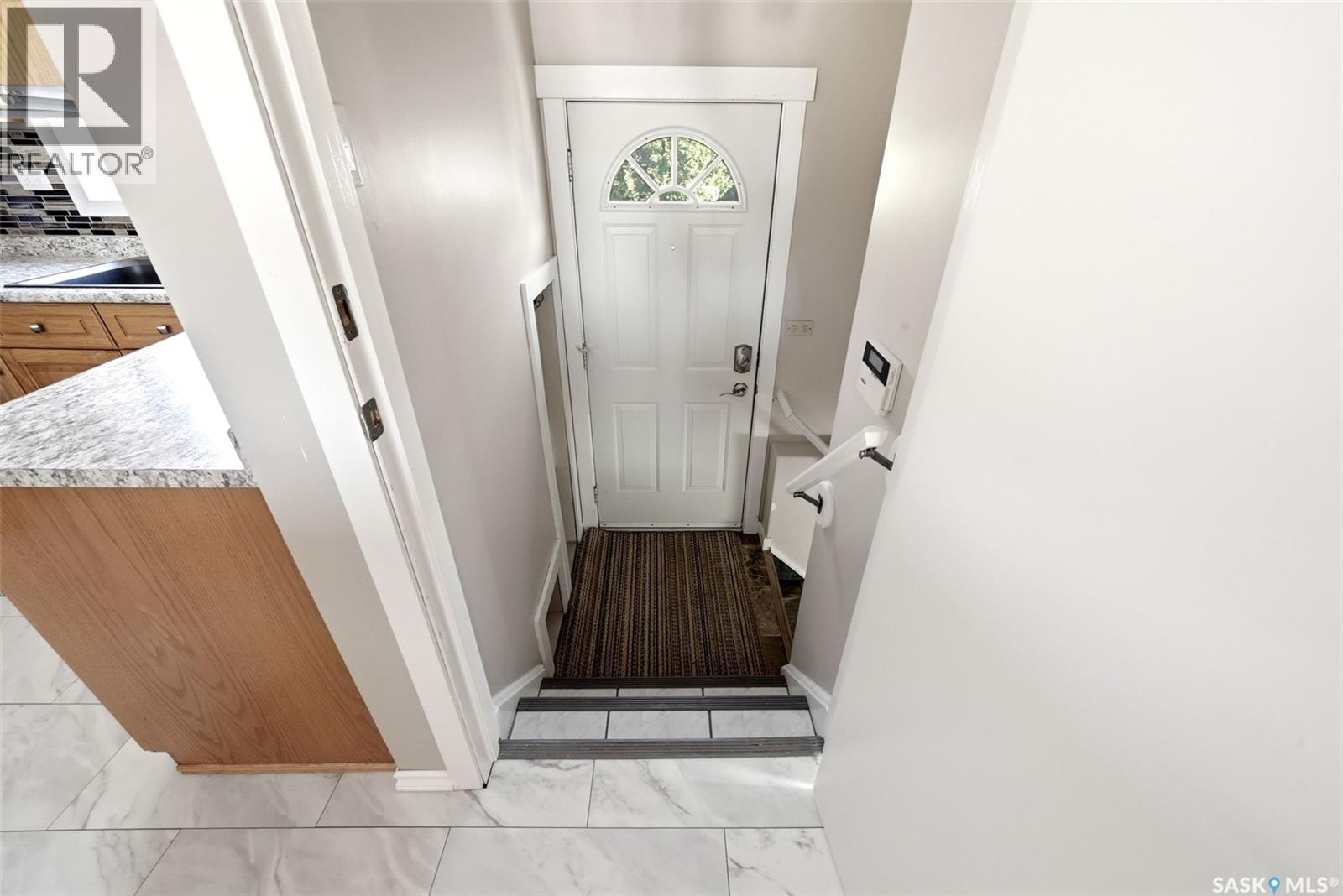 3013 Grant Road, Regina, Saskatchewan  S4S 5G6 - Photo 25 - SK033552