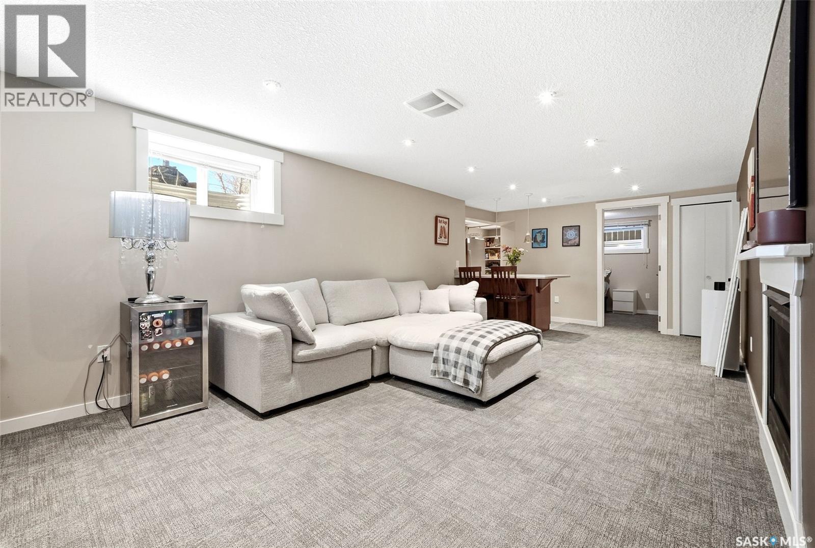 3013 Grant Road, Regina, Saskatchewan  S4S 5G6 - Photo 29 - SK033552