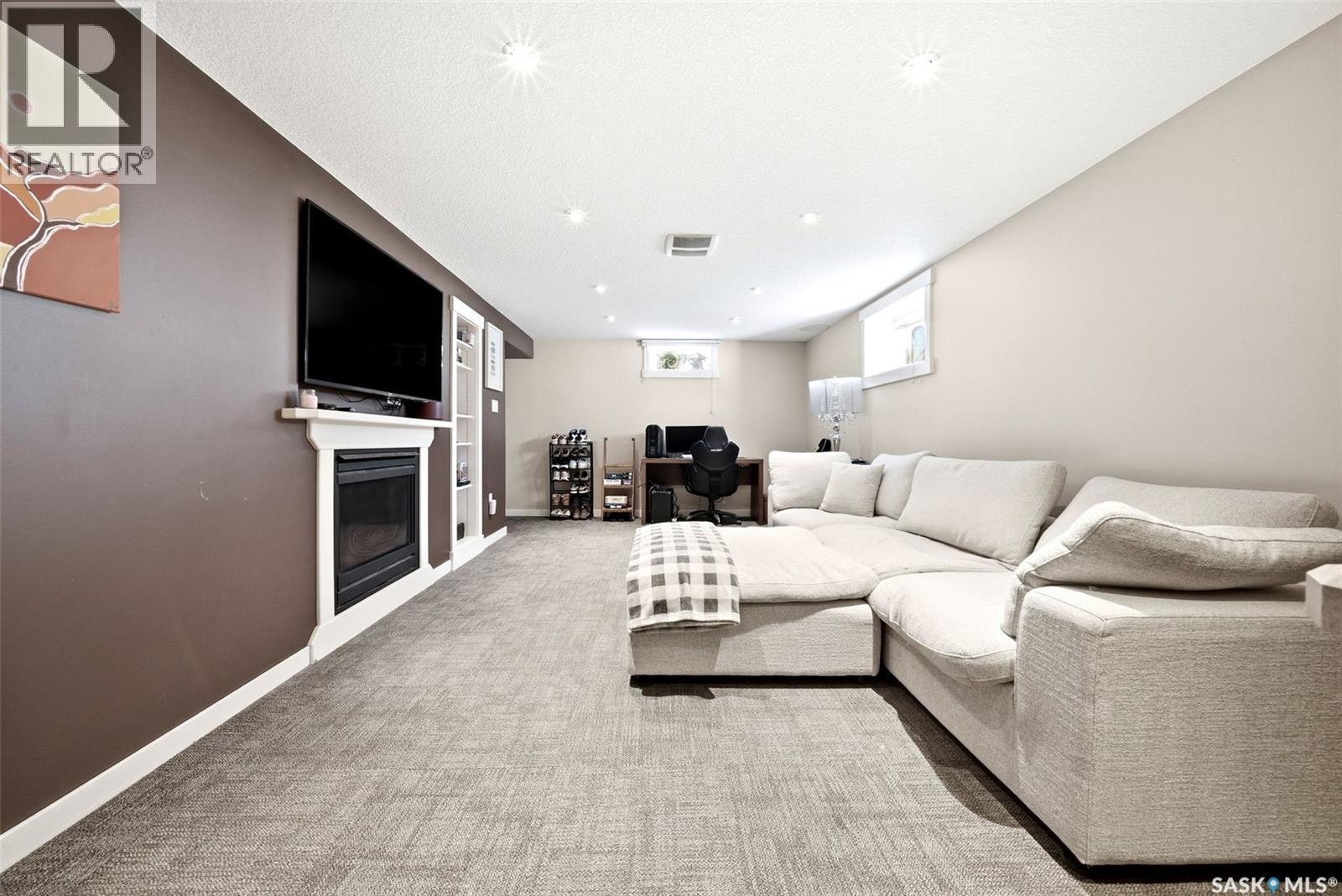 3013 Grant Road, Regina, Saskatchewan  S4S 5G6 - Photo 30 - SK033552