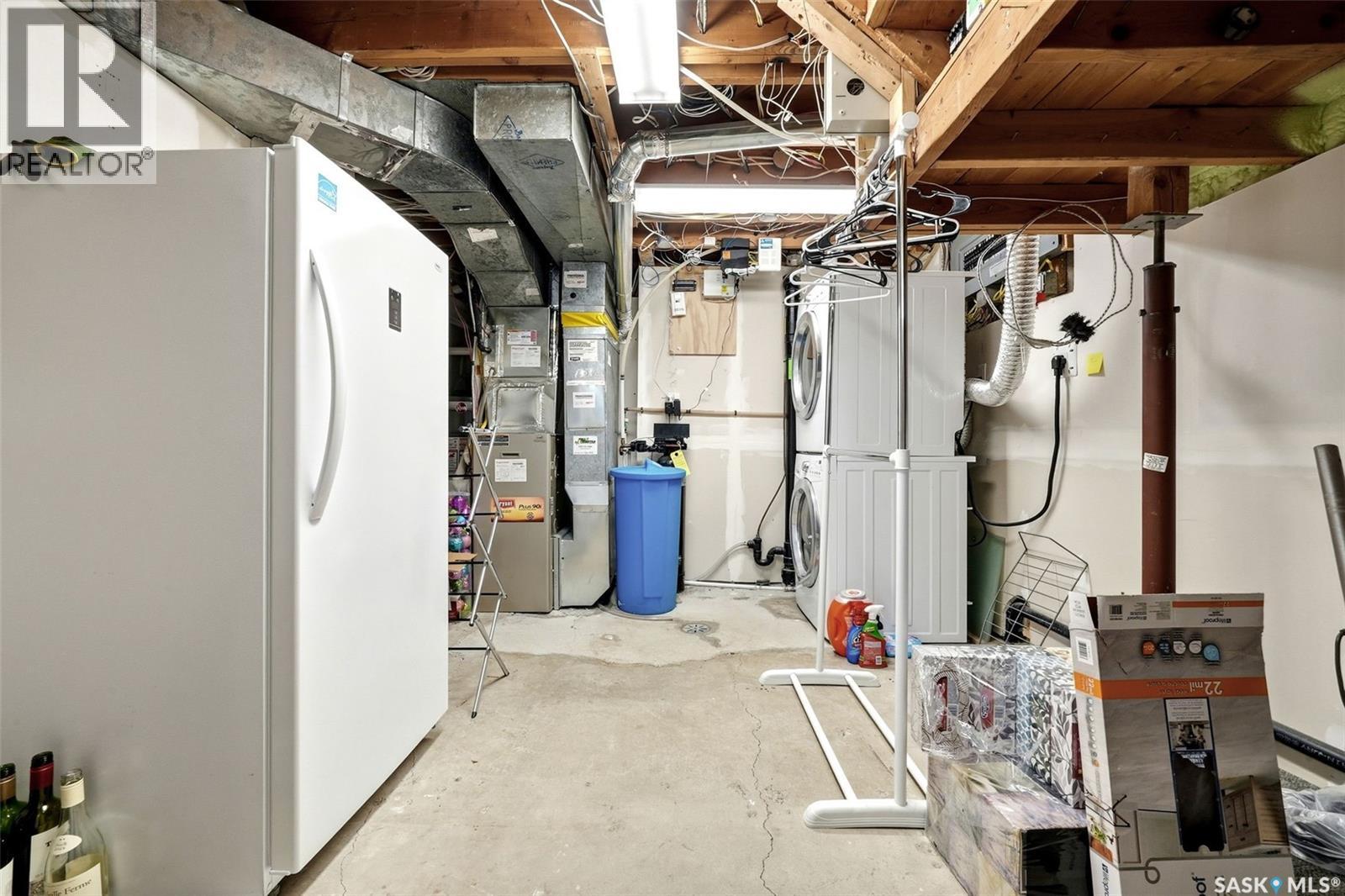 3013 Grant Road, Regina, Saskatchewan  S4S 5G6 - Photo 40 - SK033552