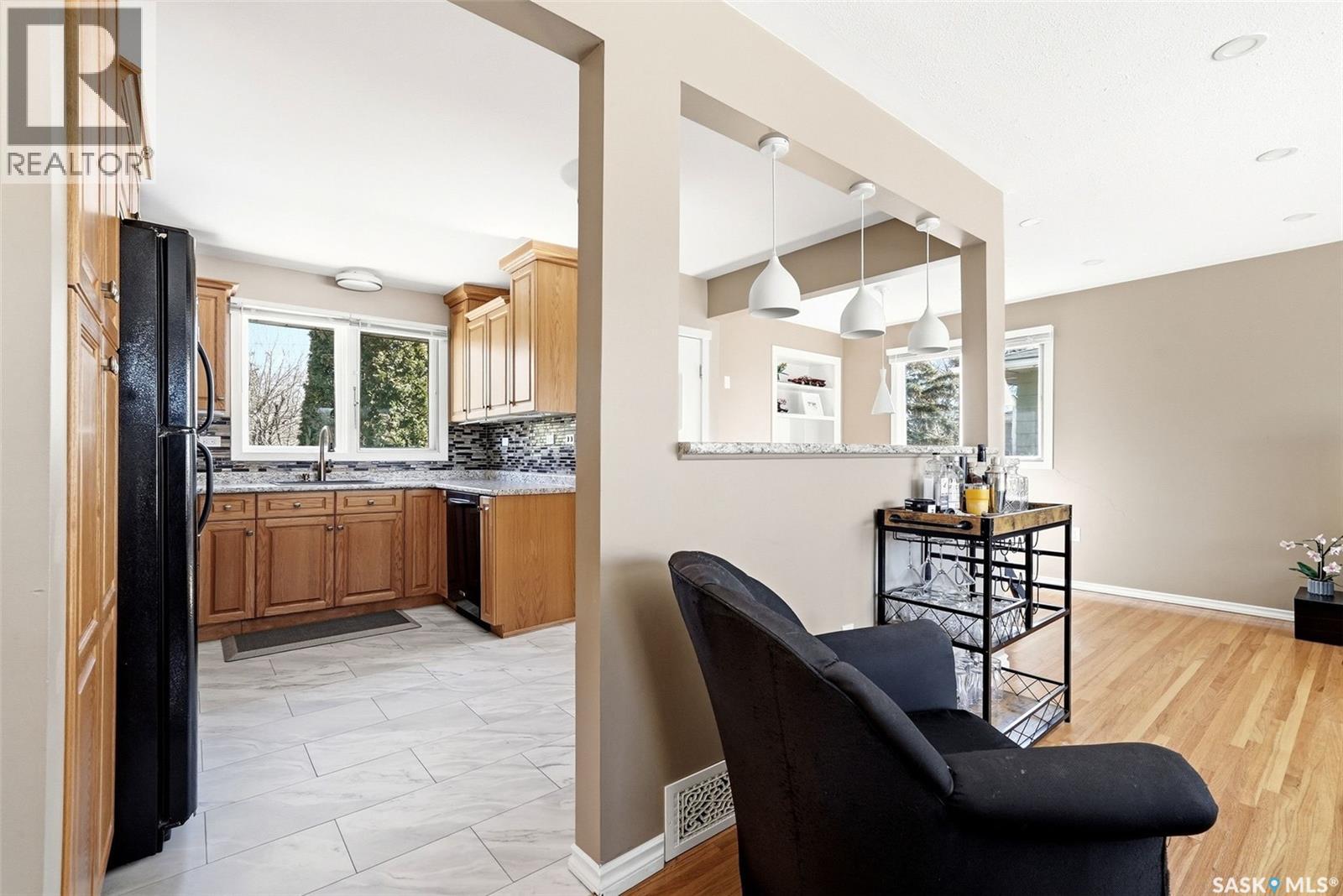 3013 Grant Road, Regina, Saskatchewan  S4S 5G6 - Photo 8 - SK033552