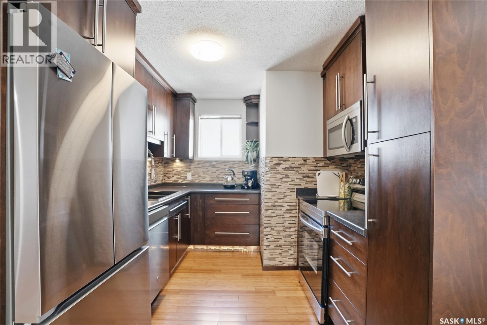 607 J Avenue N, Saskatoon, Saskatchewan  S7L 2K6 - Photo 13 - SK033516