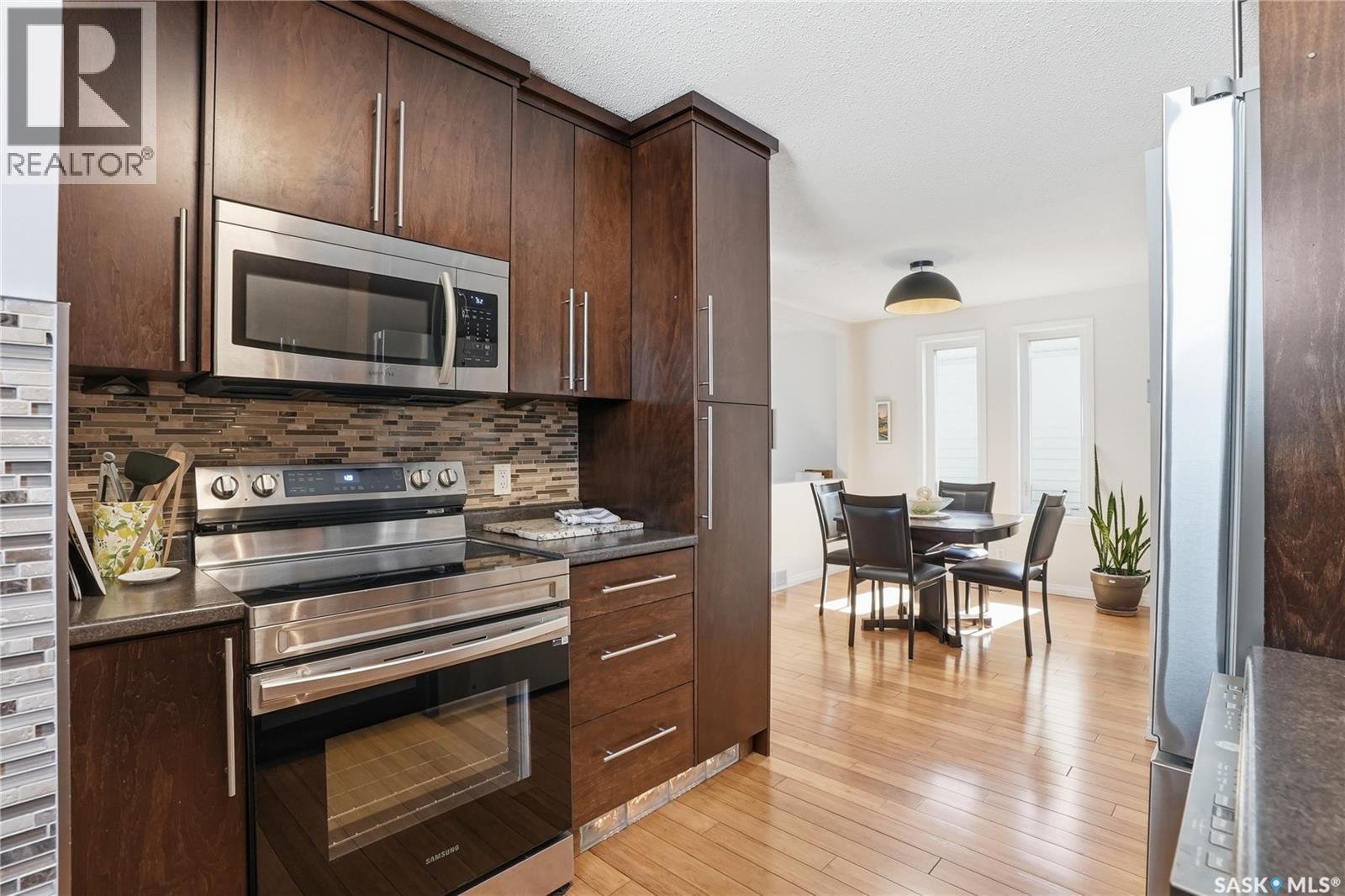 607 J Avenue N, Saskatoon, Saskatchewan  S7L 2K6 - Photo 16 - SK033516