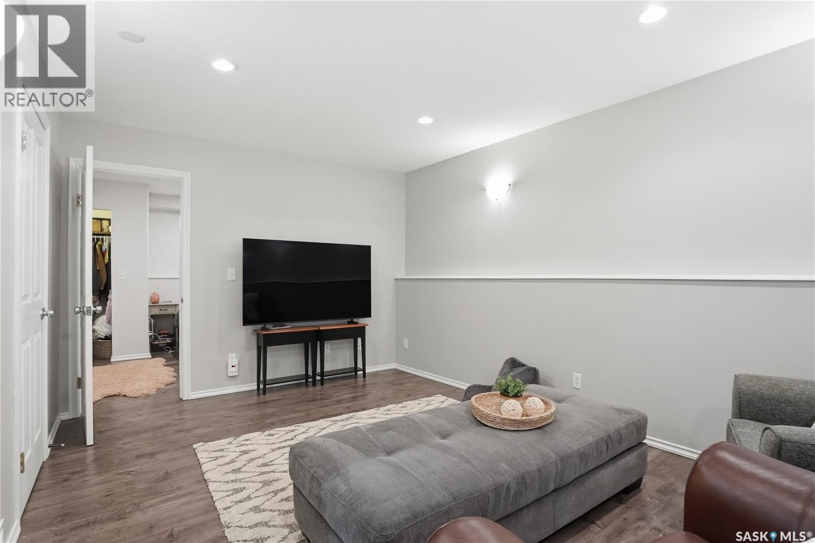 607 J Avenue N, Saskatoon, Saskatchewan  S7L 2K6 - Photo 24 - SK033516