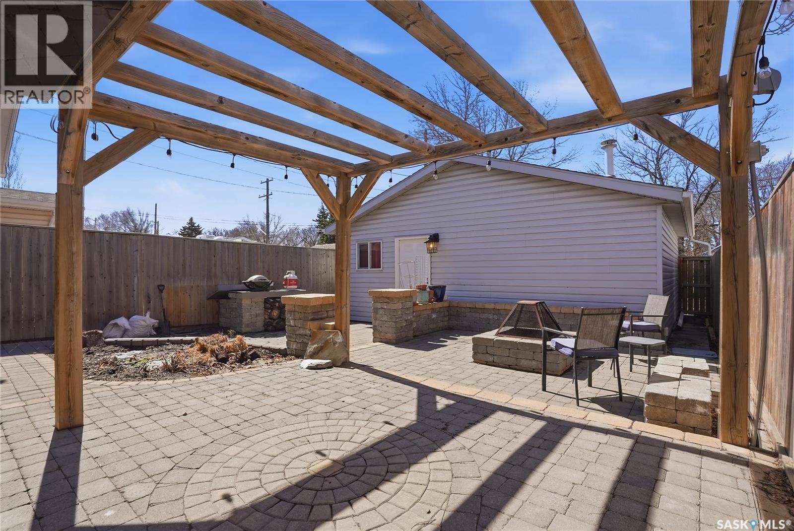 607 J Avenue N, Saskatoon, Saskatchewan  S7L 2K6 - Photo 33 - SK033516