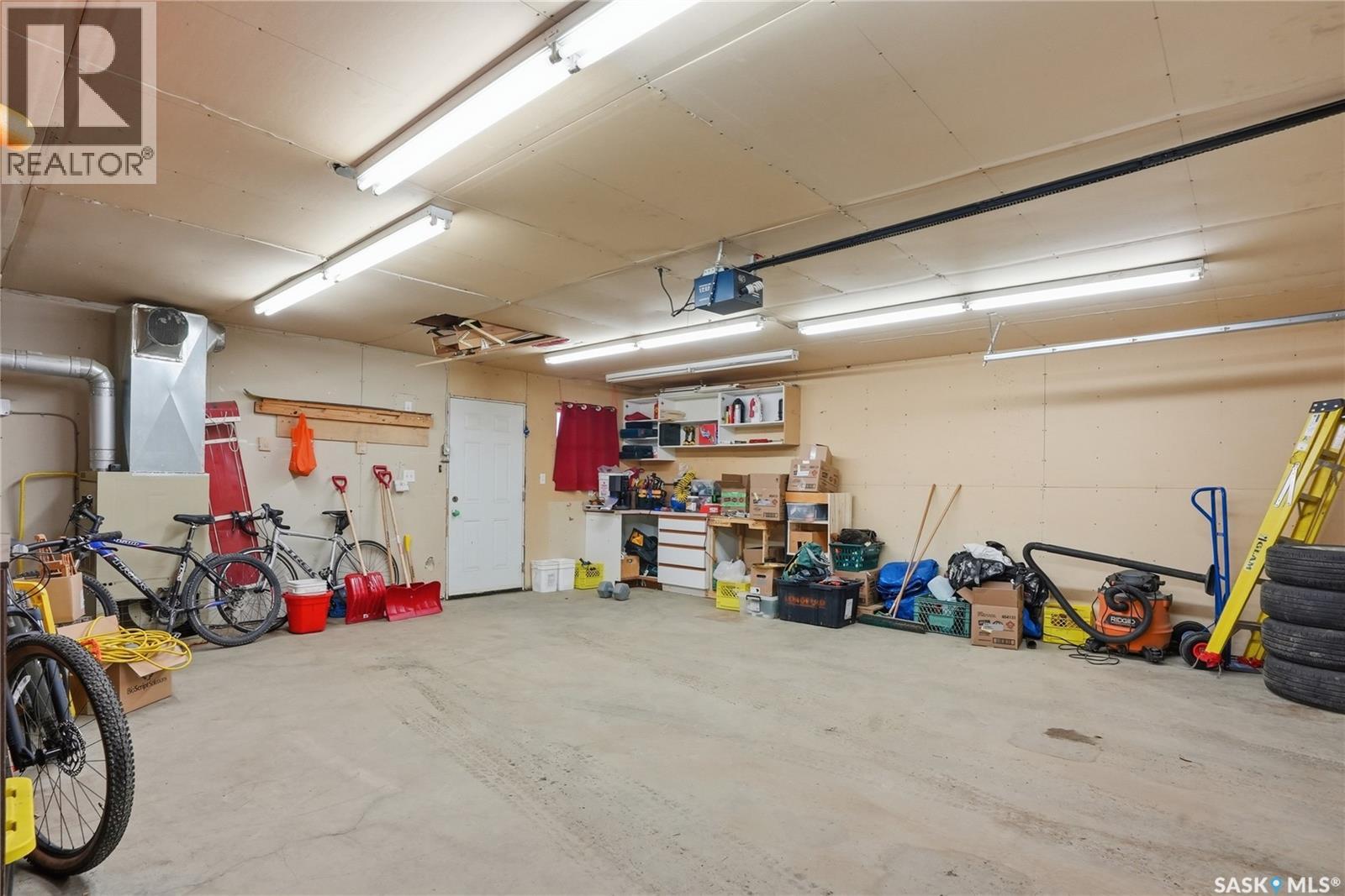 607 J Avenue N, Saskatoon, Saskatchewan  S7L 2K6 - Photo 38 - SK033516