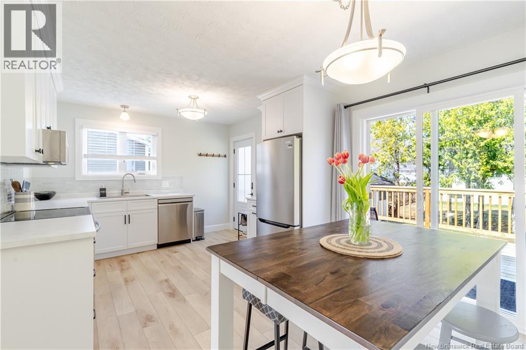 12 Lapointe Street, Fredericton, New Brunswick  E3A 4Y5 - Photo 4 - NB137583