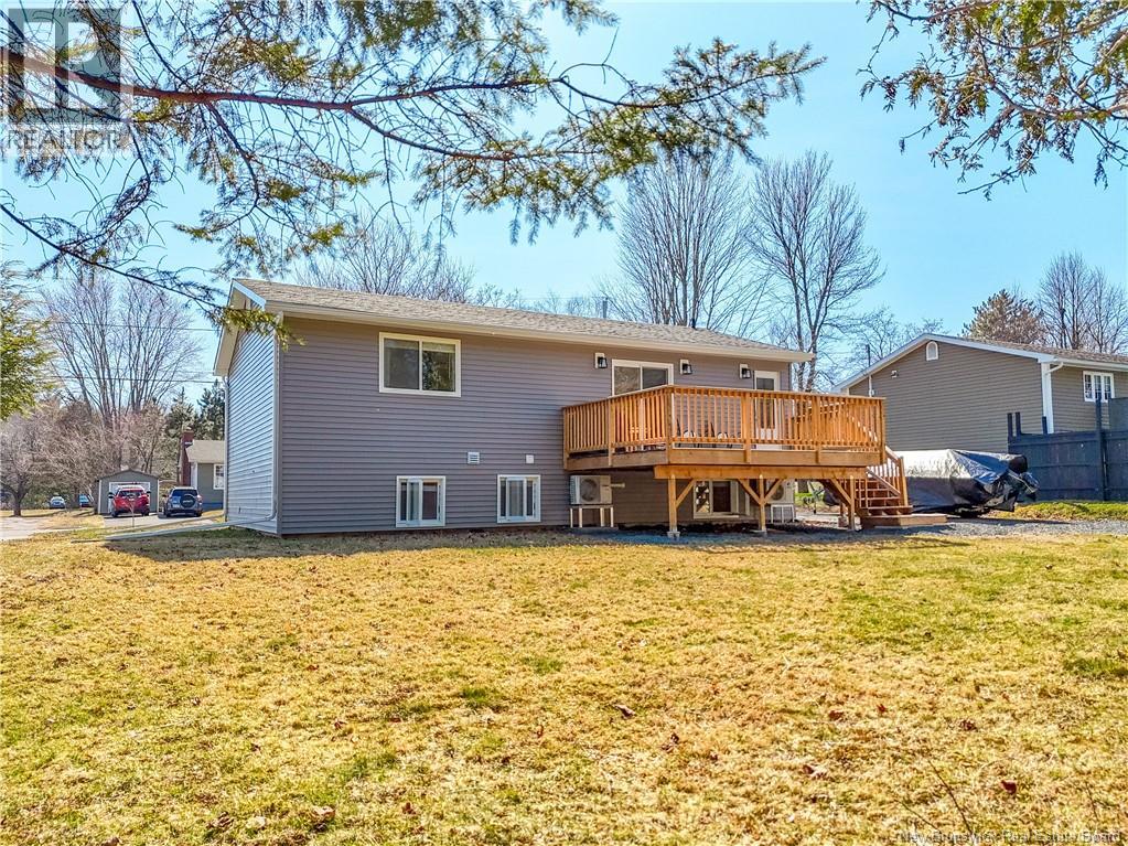 12 Lapointe Street, Fredericton, New Brunswick  E3A 4Y5 - Photo 47 - NB137583