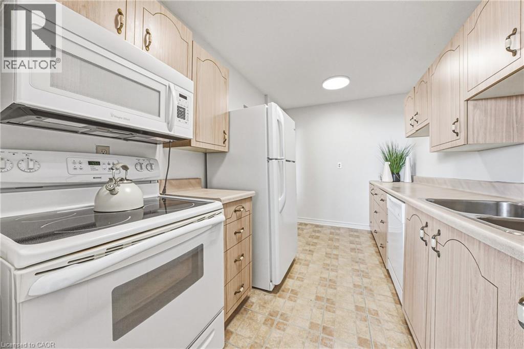 2055 Upper Middle Road Unit# 705, Burlington, Ontario  L7P 3P4 - Photo 5 - 40823239