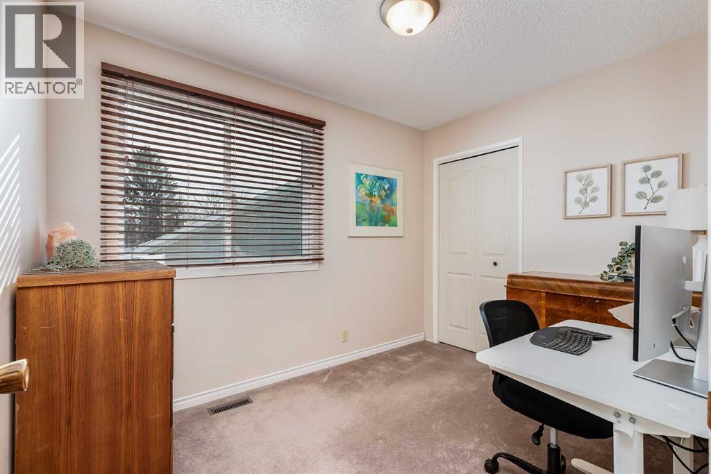 240 Summerwood Place SE, Airdrie, Alberta  T4B 1W3 - Photo 21 - A2299090