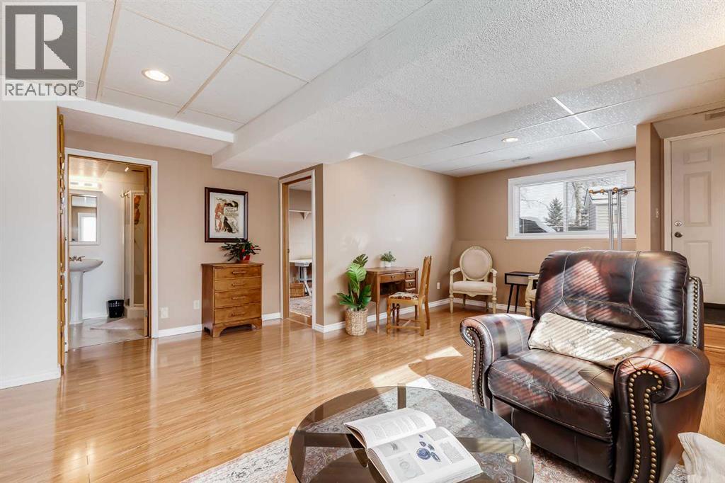 240 Summerwood Place SE, Airdrie, Alberta  T4B 1W3 - Photo 25 - A2299090