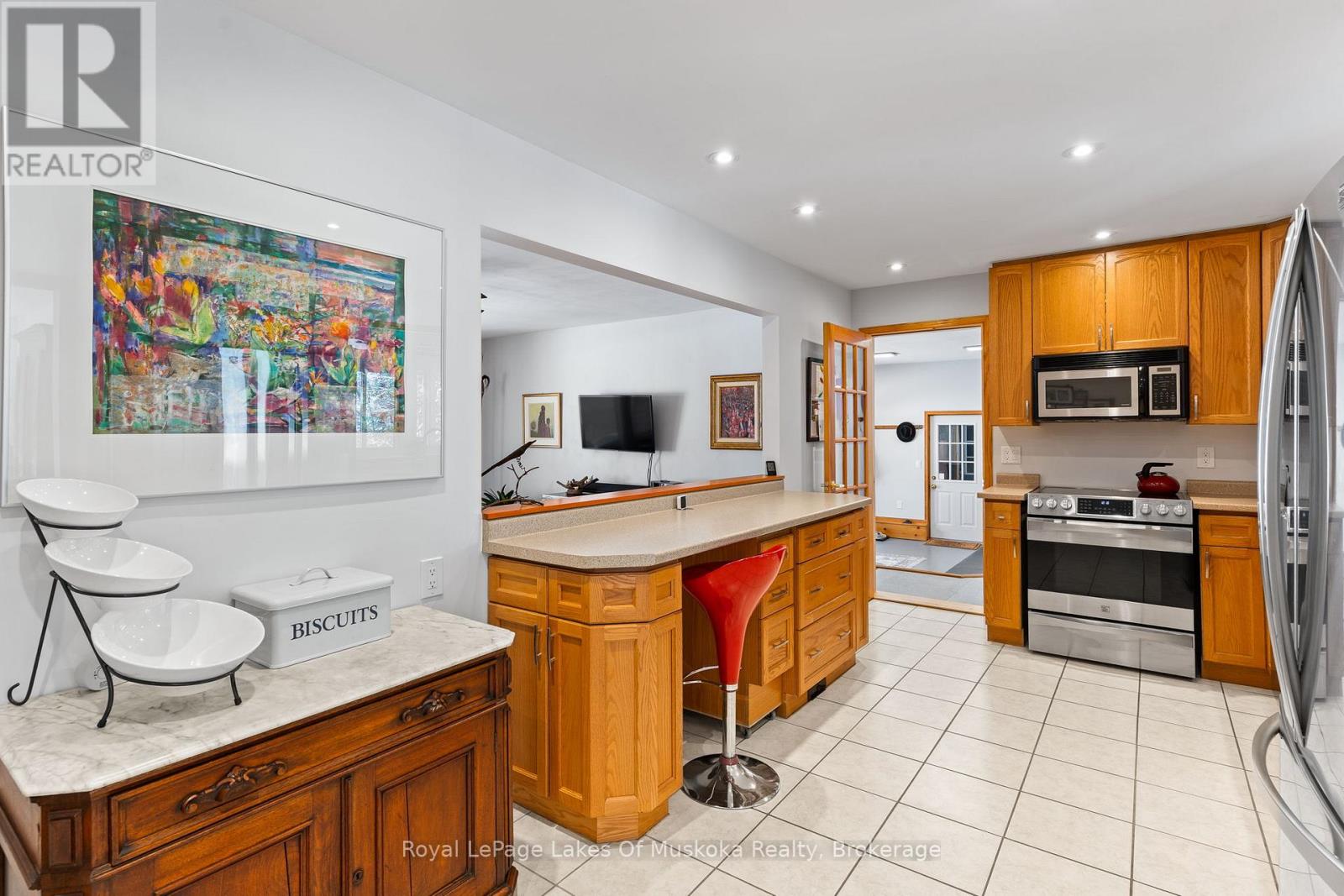 57 Hiawatha Drive, Huntsville, Ontario  P0B 1L0 - Photo 6 - X12822950