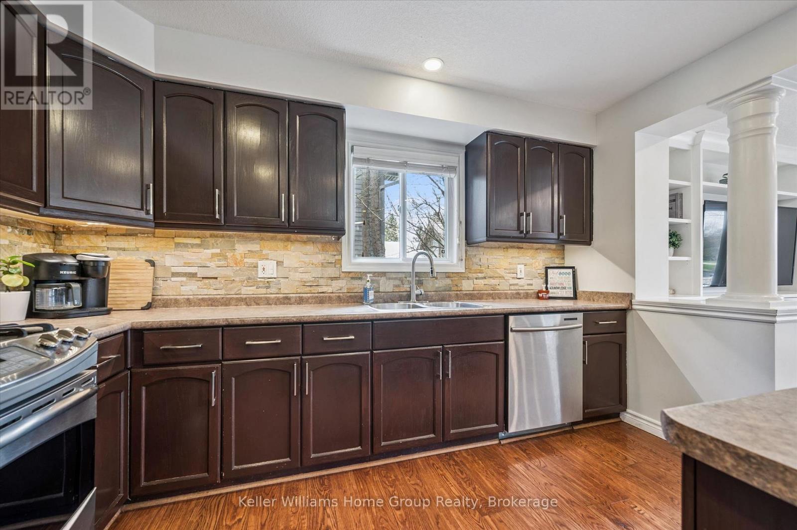 609 Perry Street, Centre Wellington (Fergus), Ontario  N1M 2R5 - Photo 7 - X13023604